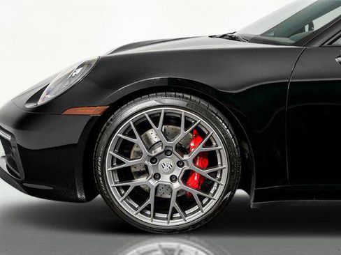 Used 2024 Porsche 911 Carrera 4S AWD/4WD image 19
