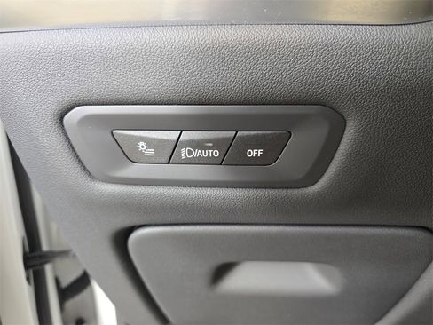 Used 2025 BMW X5 xDrive50e w/ Executive Package image 29