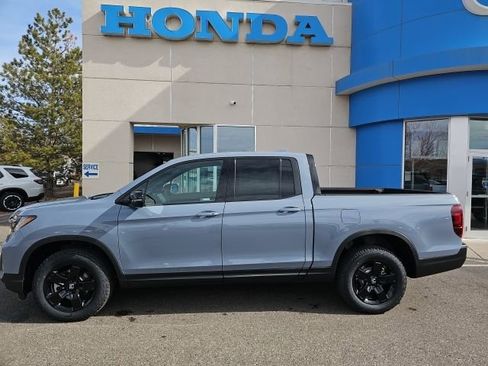 New 2026 Honda Ridgeline Black Edition image 2