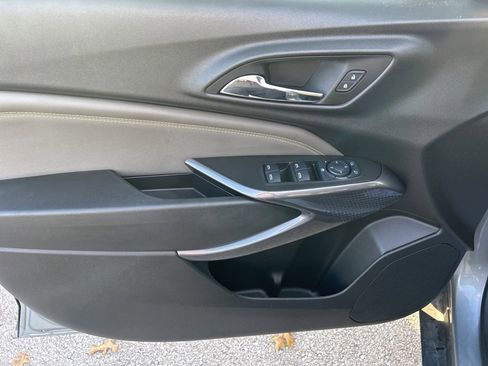 Used 2025 Chevrolet Trax ACTIV w/ Driver Confidence Package image 9