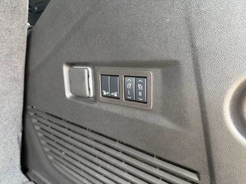 Used 2024 Chevrolet Tahoe RST w/ Luxury Package image 35