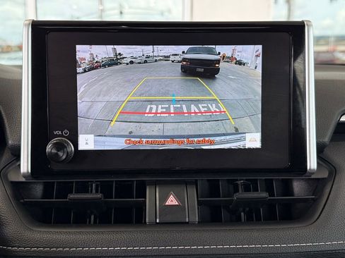 Used 2023 Toyota RAV4 XLE w/ Convenience Package image 32