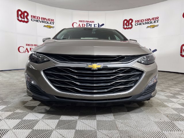 Used 2023 Chevrolet Malibu LT FWD image 2
