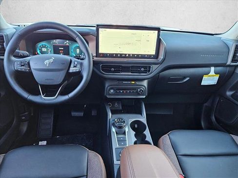 Used 2025 Ford Bronco Sport Outer Banks w/ Outer Banks Tech Package+ image 14