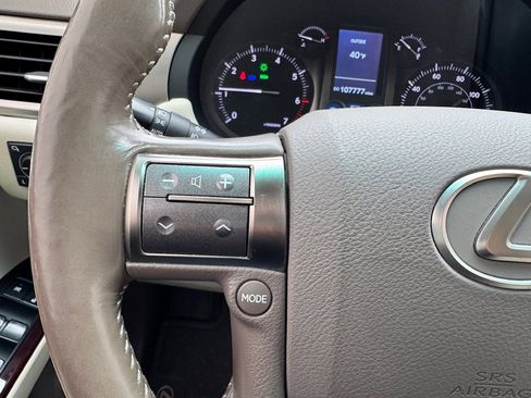 Used 2016 Lexus GX 460 Luxury image 38