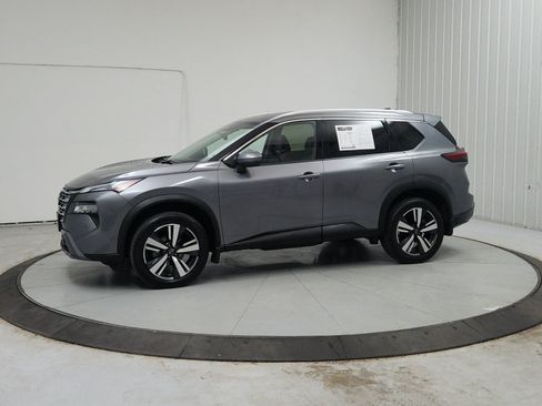 Used 2025 Nissan Rogue SL w/ SL Premium Package AWD/4WD image 5