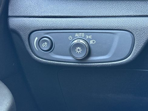 Used 2023 Chevrolet Bolt LT w/ Infotainment Package FWD image 39