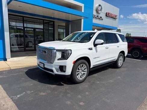 Used 2023 GMC Yukon Denali w/ Max Trailering Package AWD/4WD image 2