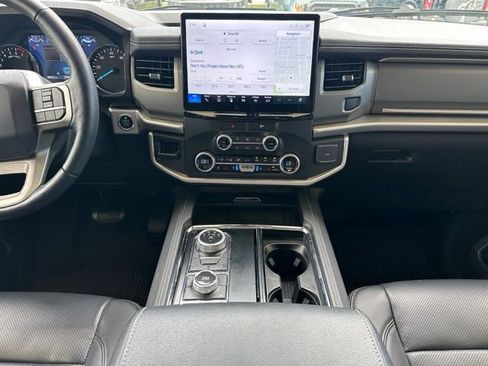 Used 2023 Ford Expedition Max XLT AWD/4WD image 11