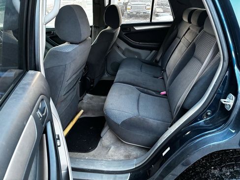 Used 2004 Toyota 4Runner SR5 image 30