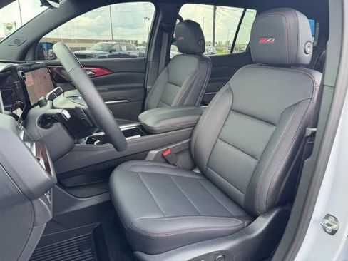 Used 2026 Chevrolet Traverse Z71 w/ Enhanced Driving Package AWD/4WD image 23