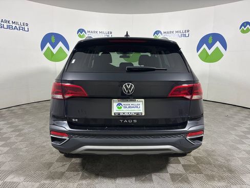 Used 2024 Volkswagen Taos SE FWD image 6