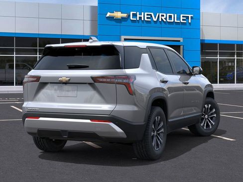 New 2026 Chevrolet Equinox LT image 4