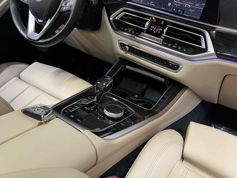 Used 2019 BMW X5 xDrive40i w/ Convenience Package AWD/4WD image 15