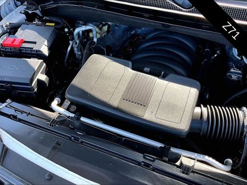 Used 2021 Chevrolet Tahoe Z71 w/ Z71 Signature Package image 31