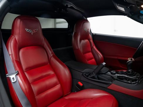 Used 2011 Chevrolet Corvette Grand Sport w/ Preferred Equipment Group image 19