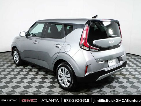 Used 2025 Kia Soul LX FWD image 25