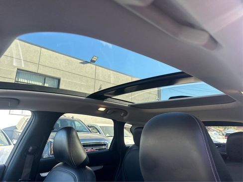 Used 2019 INFINITI QX50 Essential w/ Premium Heat Package image 32