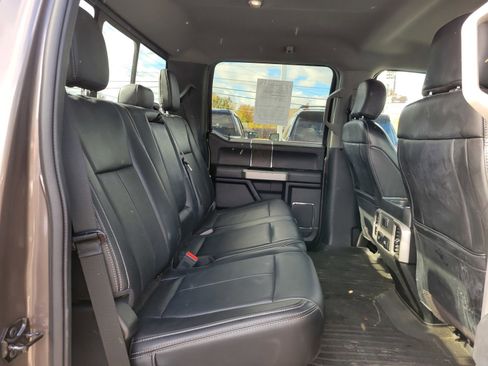 Used 2020 Ford F250 Lariat w/ Chrome Package image 20