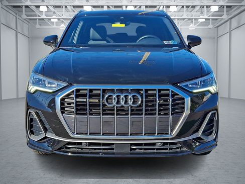 Used 2025 Audi Q3 2.0T Premium AWD/4WD image 2