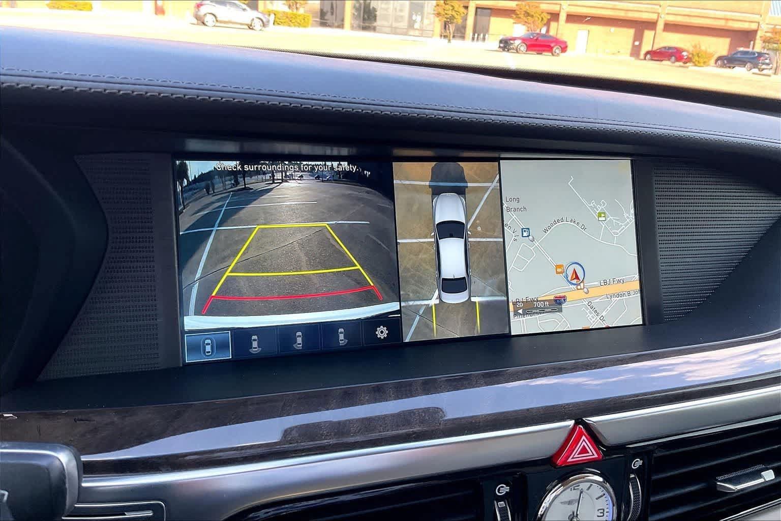 Used 2018 Genesis G90 3.3T Premium RWD image 25