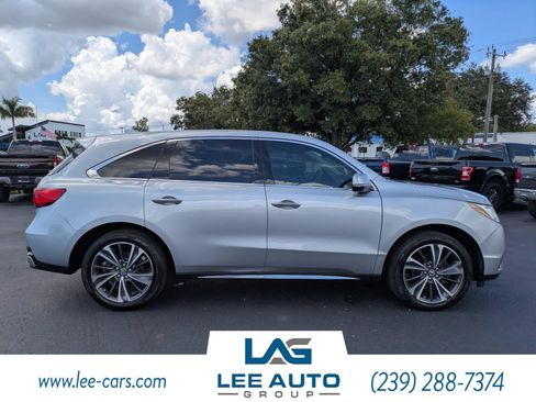 Used 2020 Acura MDX w/ Technology Package FWD image 2