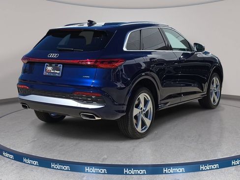 Used 2025 Audi Q5 Premium Plus w/ Premium Plus AWD/4WD image 6