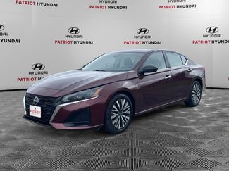 Used 2024 Nissan Altima 2.5 SV FWD video 3