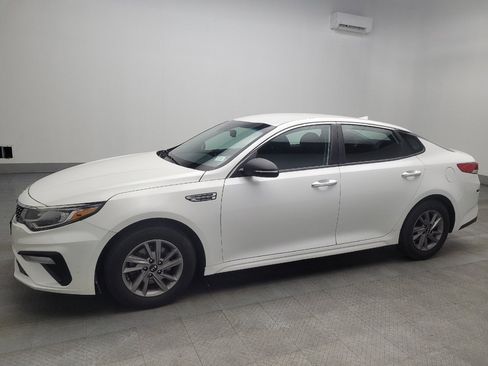 Used 2020 Kia Optima LX image 2