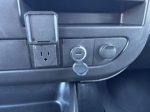 Used 2017 Chevrolet Express 3500 LT w/ LT Preferred Equipment Group image 26