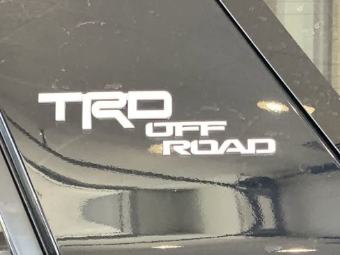 Used 2024 Toyota 4Runner TRD Off-Road AWD/4WD image 12