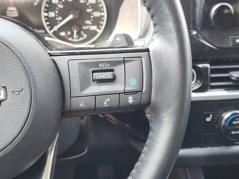 Used 2023 Nissan Pathfinder SL w/ SL Premium Package FWD image 29