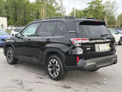 Used 2026 Subaru Forester Premium image 5