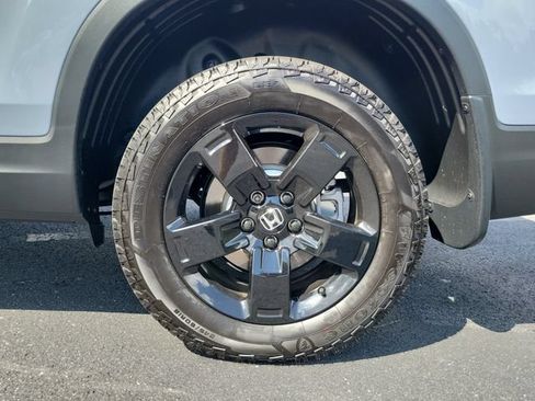 Certified 2026 Honda Ridgeline Black Edition image 7