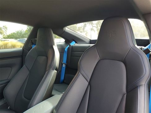 Used 2024 Porsche 911 Carrera GTS image 5