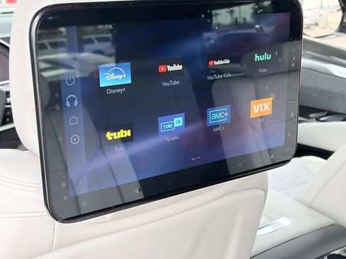 Certified 2026 Cadillac Escalade V w/ LPO, ONYX Package image 18