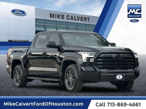 Used 2025 Toyota Tundra SR5 w/ SX Package RWD image 7