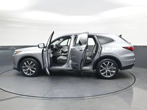 Used 2024 Acura MDX FWD w/ Technology Package image 42