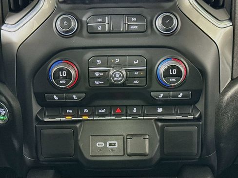 Used 2022 Chevrolet Silverado 1500 RST w/ Safety Package AWD/4WD image 15