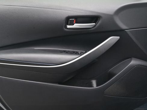Used 2022 Toyota Corolla SE FWD image 8