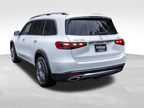 Used 2024 Mercedes-Benz GLS 450 4MATIC image 9