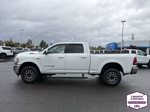 Used 2022 RAM 2500 Limited AWD/4WD image 2