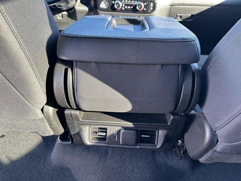 Used 2023 Chevrolet Silverado 1500 LT image 16