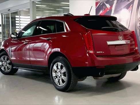 Used 2015 Cadillac SRX Luxury image 4