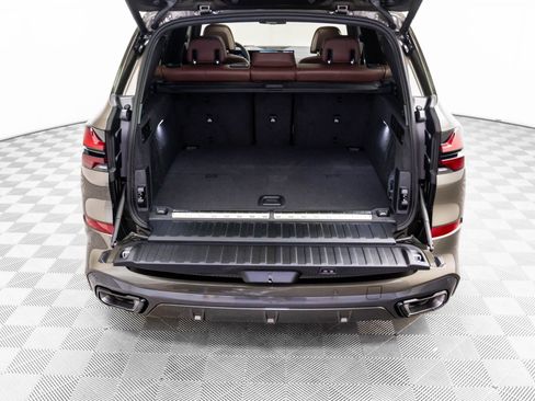 New 2026 BMW X5 xDrive50e w/ M Sport Package image 32