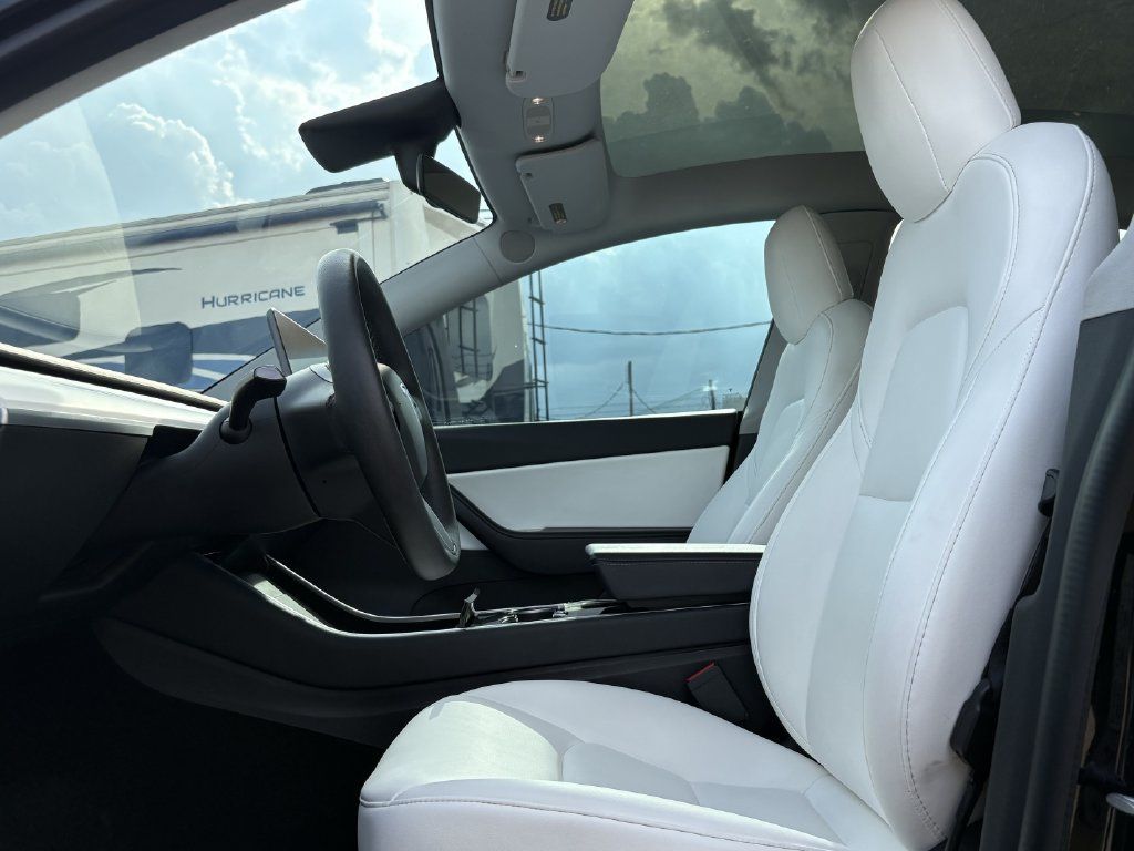 Used 2021 Tesla Model Y 2WD image 13