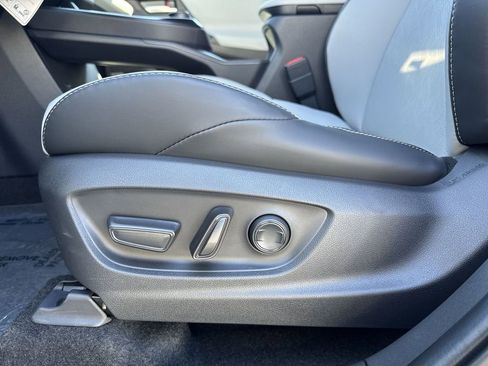 New 2026 Subaru Solterra Limited image 14