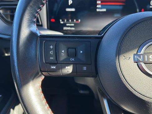 Used 2025 Nissan Kicks SR image 24