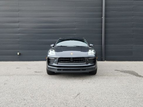 New 2025 Porsche Macan image 10