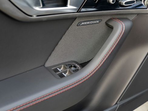 Used 2014 Jaguar F-TYPE S RWD image 13